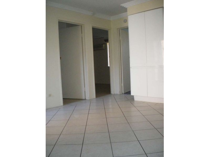 2, 18 White Street, Southport QLD 4215