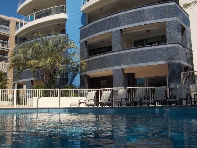 4/100 Macquarie Street, St Lucia QLD 4067