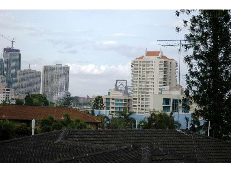 4/41-45 Lambert Street, Kangaroo Point QLD 4169