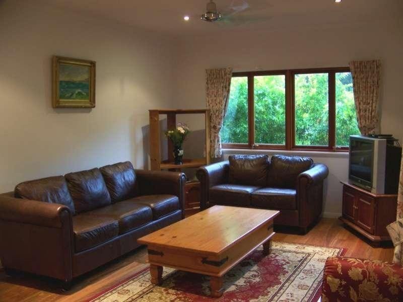 108 Lytton Road, Bulimba QLD 4171