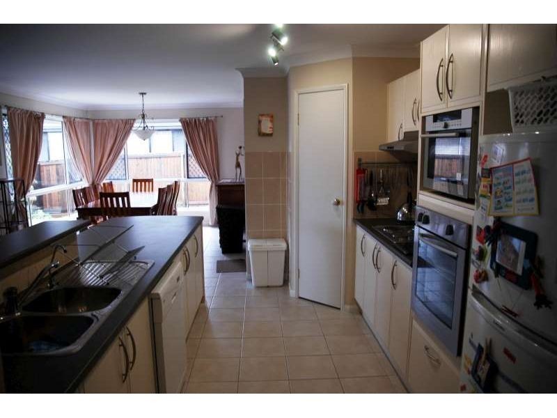 15 Michael David Drive, Warner QLD 4500