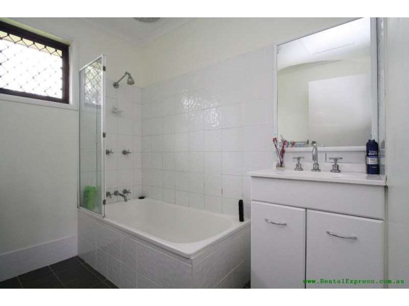 1, 2 Lancewood Street, Algester QLD 4115