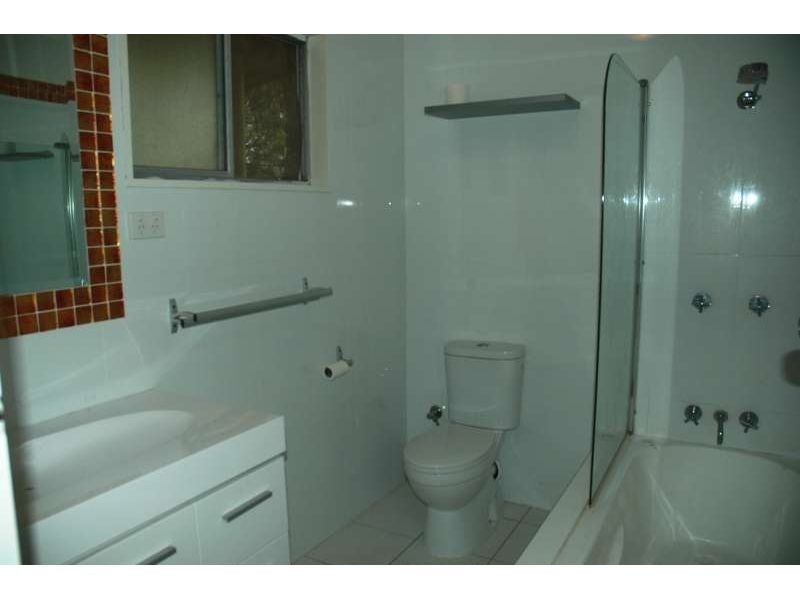 53 Blake Street, Southport QLD 4215