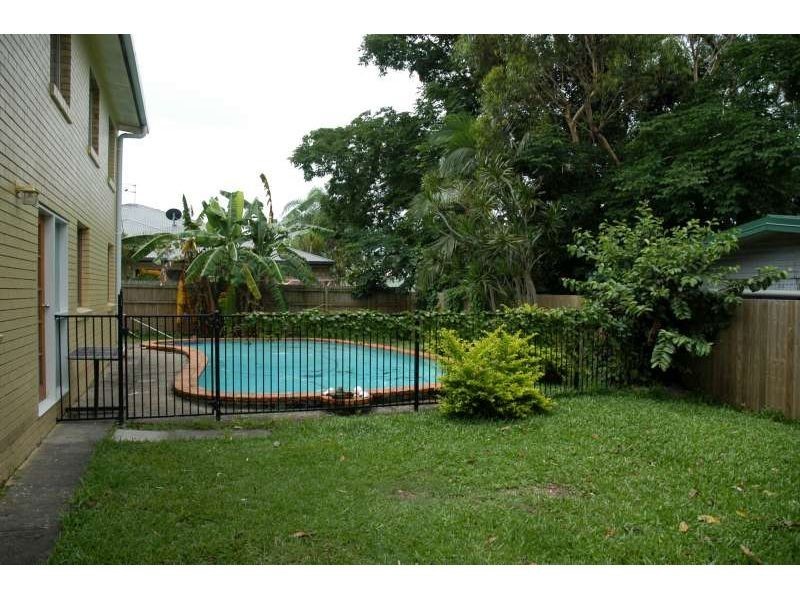 53 Blake Street, Southport QLD 4215