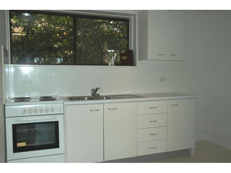 53 Blake Street, Southport QLD 4215