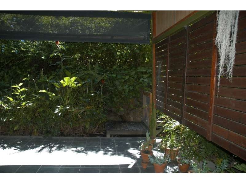 2/119 Greenacre Drive, Arundel QLD 4214