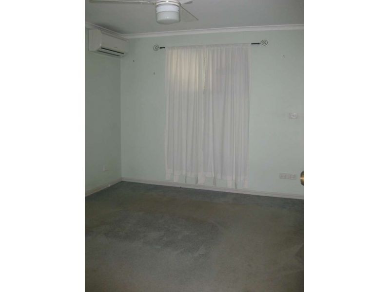 11 Bradman Street, Caboolture QLD 4510