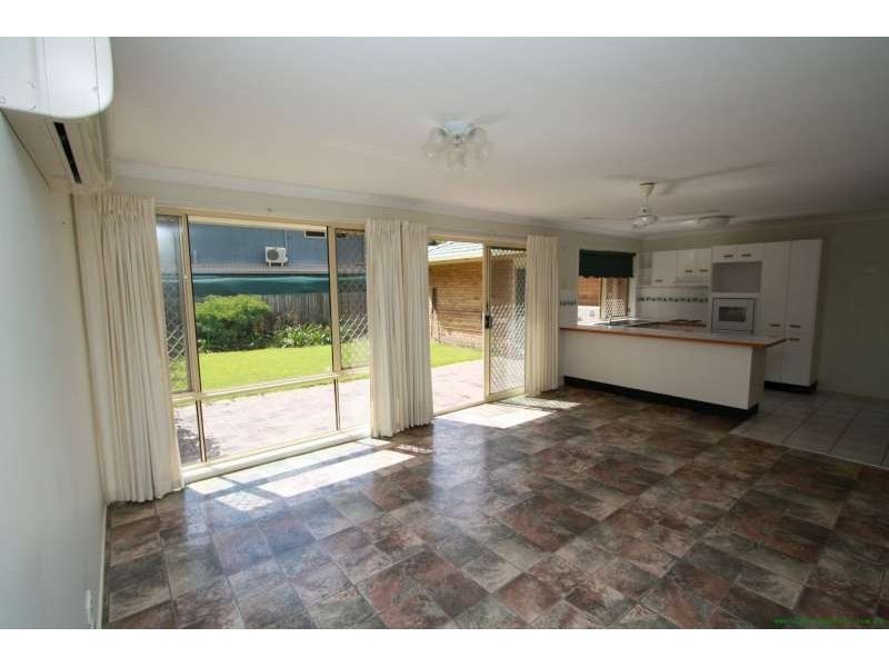 39 Olivia Drive, Carina Heights QLD 4152