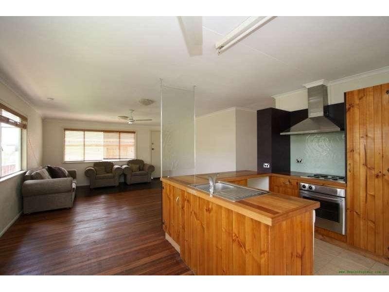 151 Creek Road, Upper Mount Gravatt QLD 4122