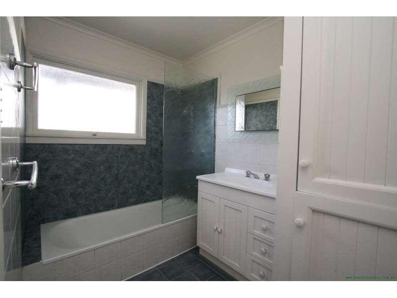 151 Creek Road, Upper Mount Gravatt QLD 4122