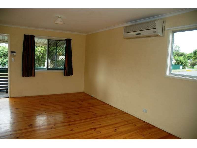 1 Dellamere Court, Eagleby QLD 4207