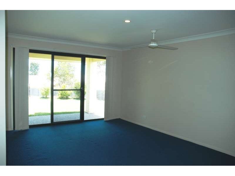 17 Maclagen Street, Ormeau QLD 4208