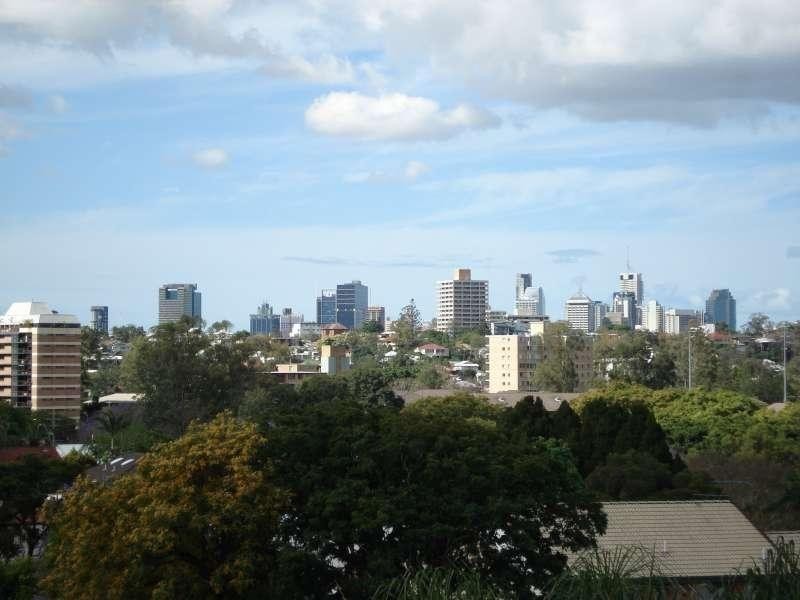 9/77 Warren Street, St Lucia QLD 4067