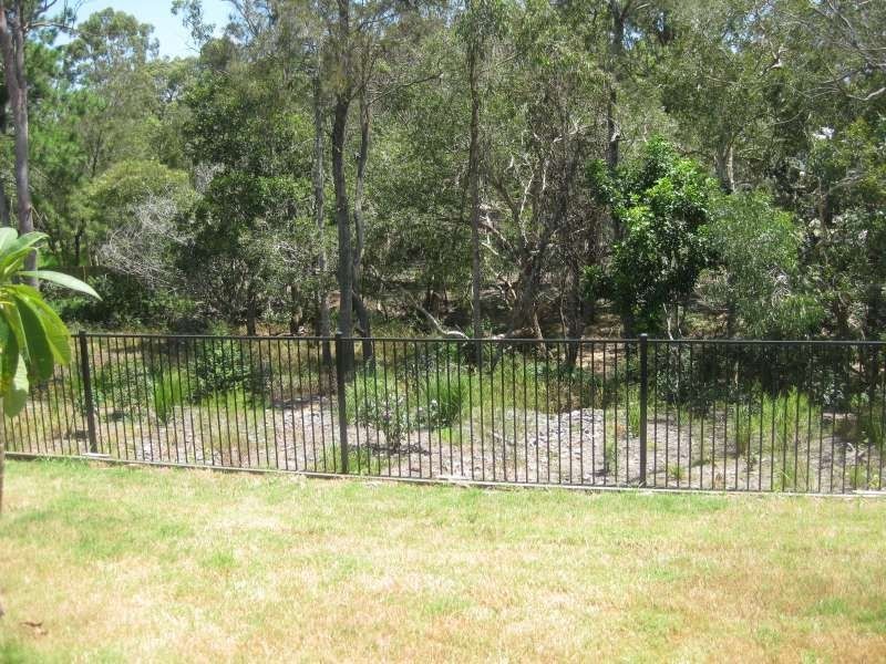 14 Gabrielle Court, Kallangur QLD 4503