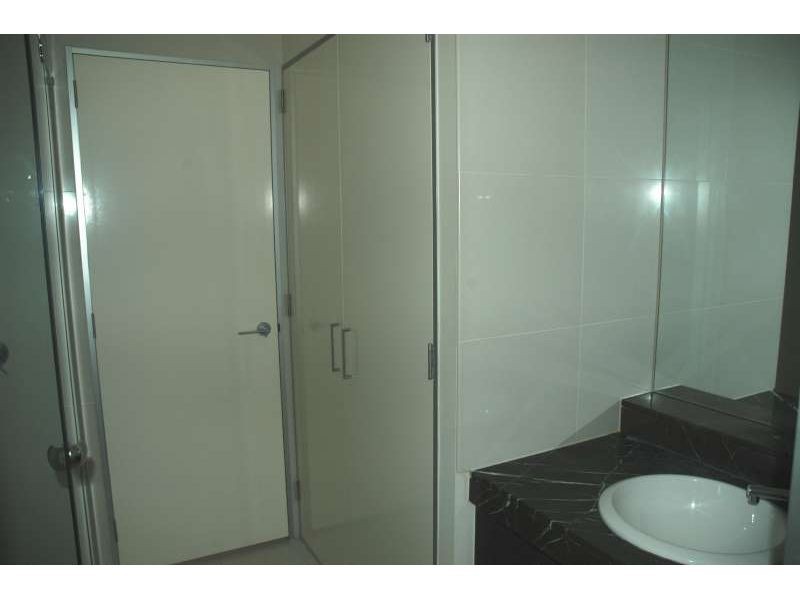 2005/4 Wahroonga Avenue, Surfers Paradise QLD 4217