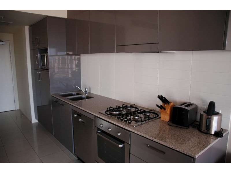 2005/4 Wahroonga Avenue, Surfers Paradise QLD 4217