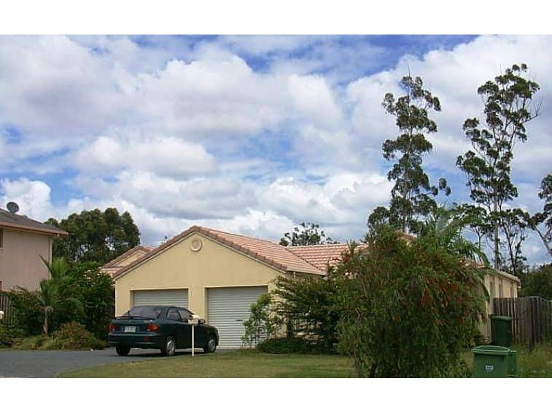 2/124 Greenacre Drive, Parkwood QLD 4214