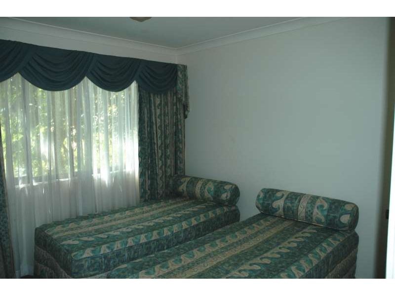 2/17 Kelly Avenue, Miami QLD 4220