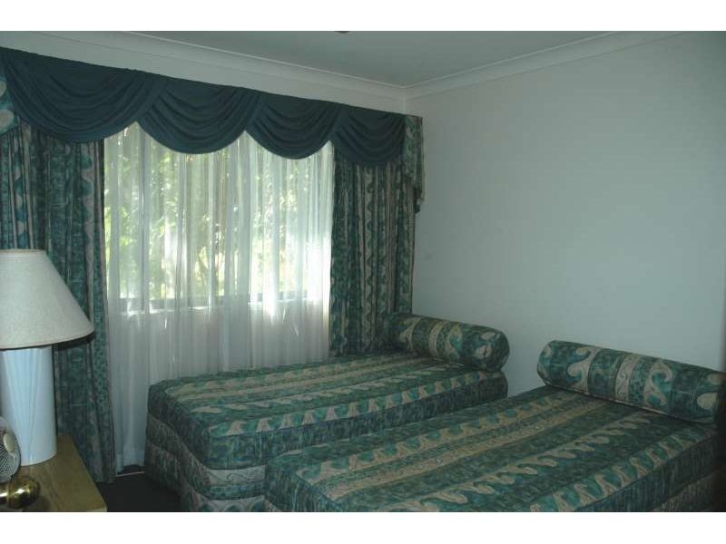 2/17 Kelly Avenue, Miami QLD 4220