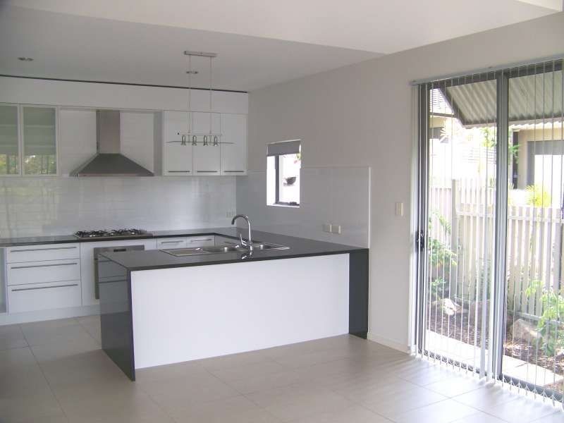 4/45 Cunningham Street, Taringa QLD 4068