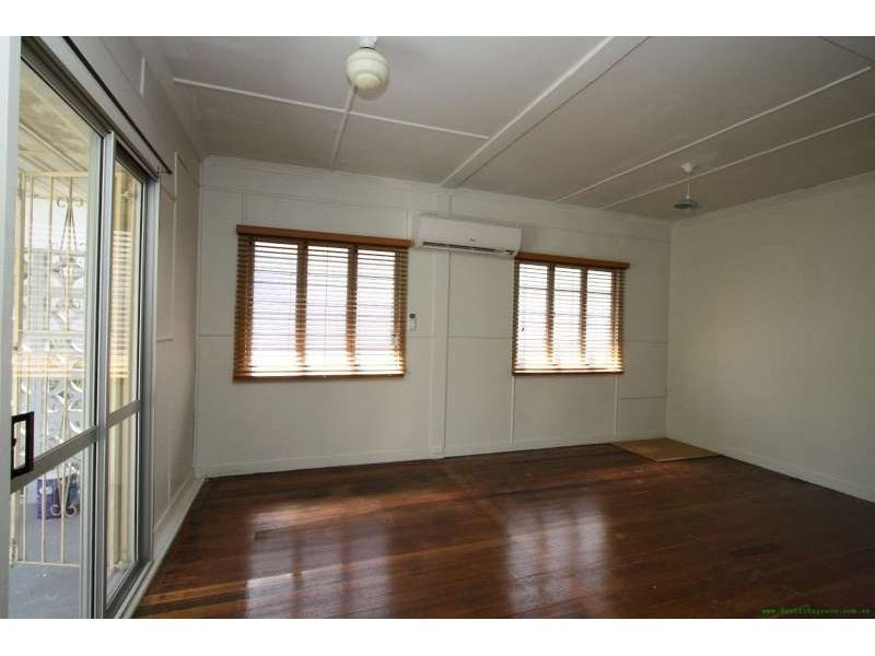 160 Morehead Street, Norman Park QLD 4170
