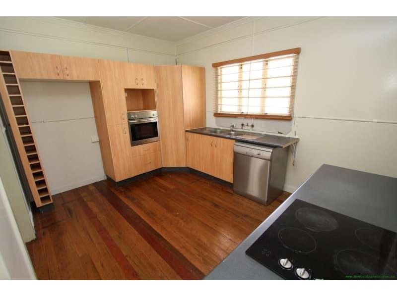 160 Morehead Street, Norman Park QLD 4170
