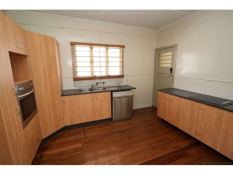 160 Morehead Street, Norman Park QLD 4170