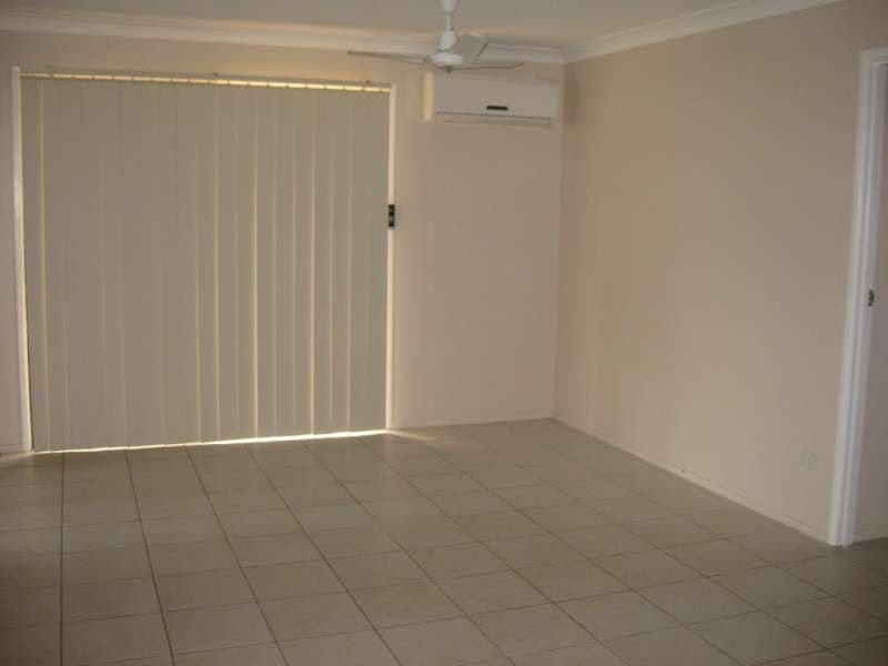 77 Diamond Avenue, Kallangur QLD 4503