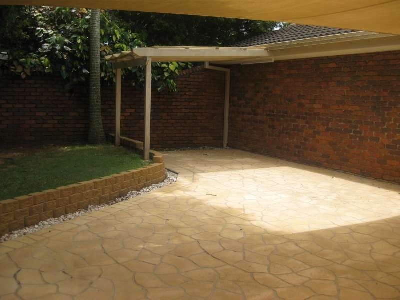 77 Diamond Avenue, Kallangur QLD 4503