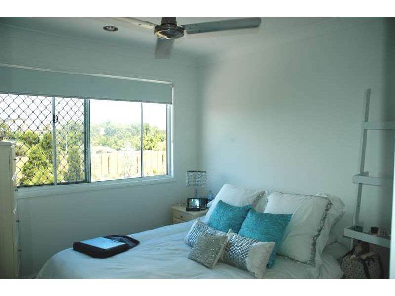 22 Lillie Street, Burleigh Waters QLD 4220