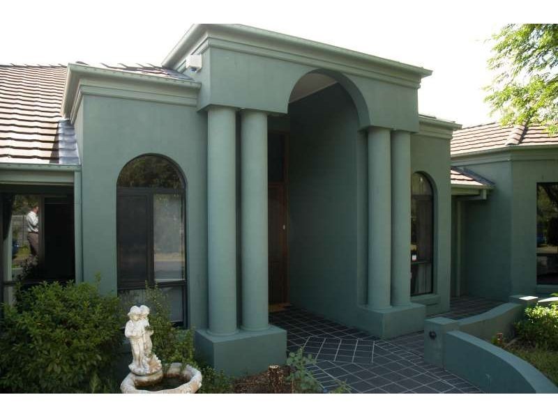 53 Highvale Drive, Helensvale QLD 4212