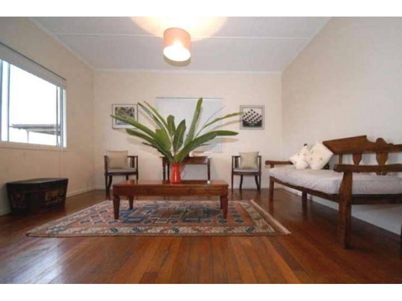 80 Willmington Street, Newmarket QLD 4051