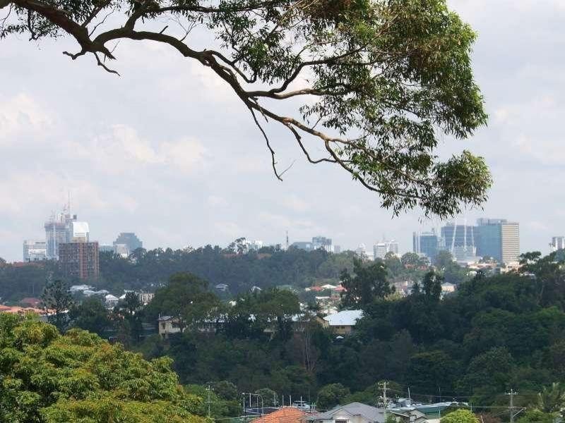 80 Willmington Street, Newmarket QLD 4051