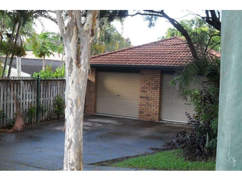 1/8 Shillito Street, Southport QLD 4215