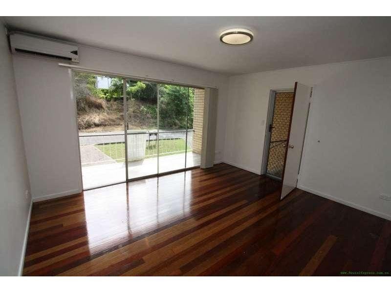 4/8 Dyne Street, Red Hill QLD 4059