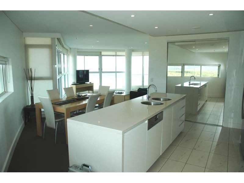 1001/2 Creek Street, Coolangatta QLD 4225