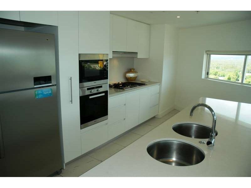 1001/2 Creek Street, Coolangatta QLD 4225