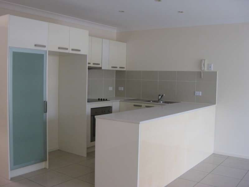 2/105 King Street, Caboolture QLD 4510