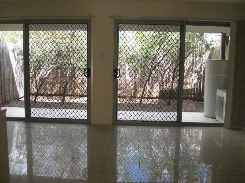 2/105 King Street, Caboolture QLD 4510