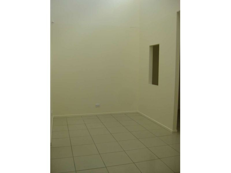 2/105 King Street, Caboolture QLD 4510