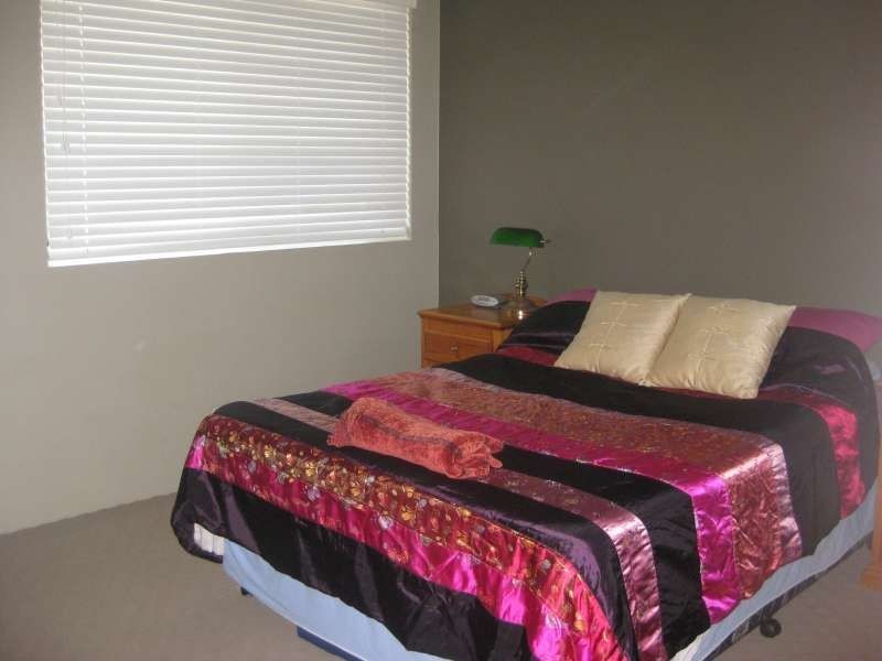 1/115 Prince Edward Parade, Scarborough QLD 4020