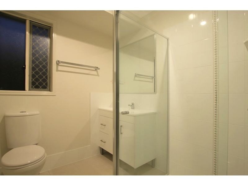 2/9 Wilton Court, Morayfield QLD 4506