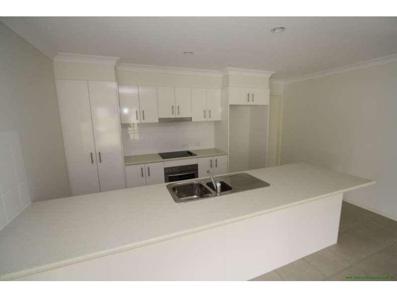 5 Voyager Street, Marsden QLD 4132