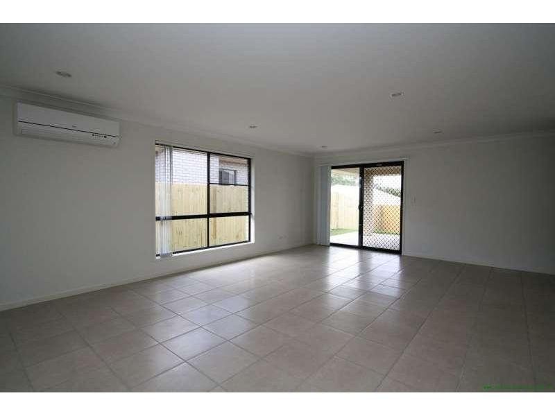 5 Voyager Street, Marsden QLD 4132