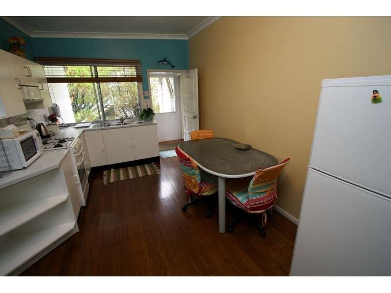 42B Balmoral Street, Hawthorne QLD 4171