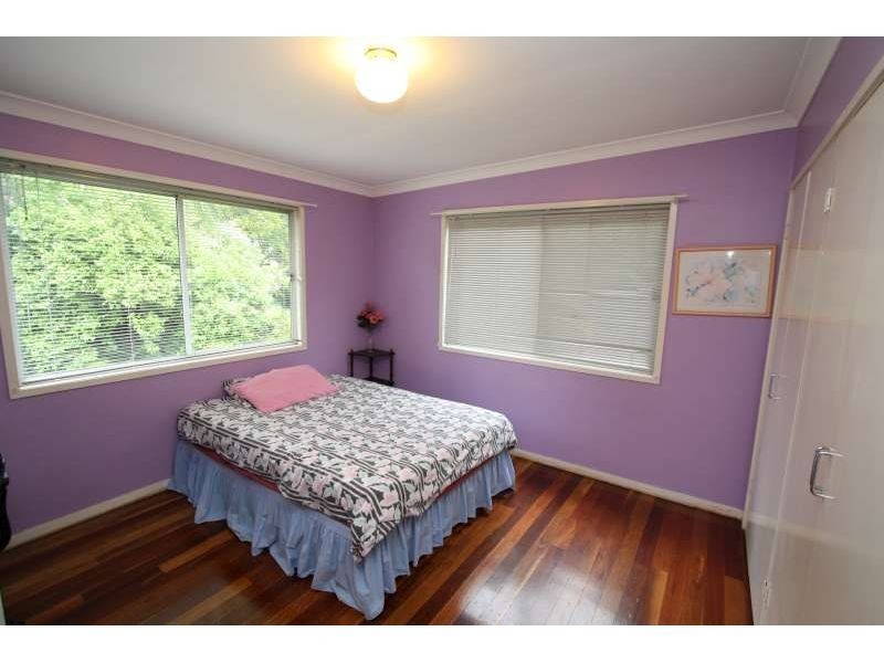 42B Balmoral Street, Hawthorne QLD 4171