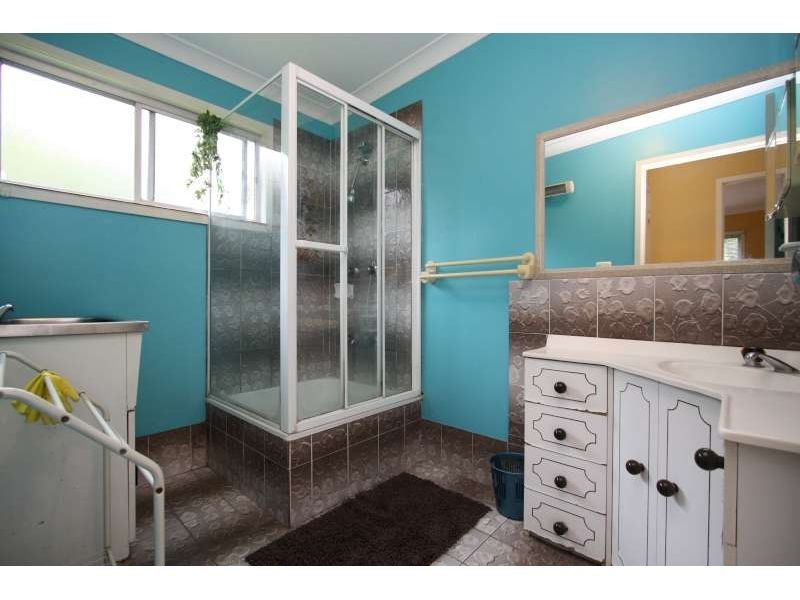 42B Balmoral Street, Hawthorne QLD 4171