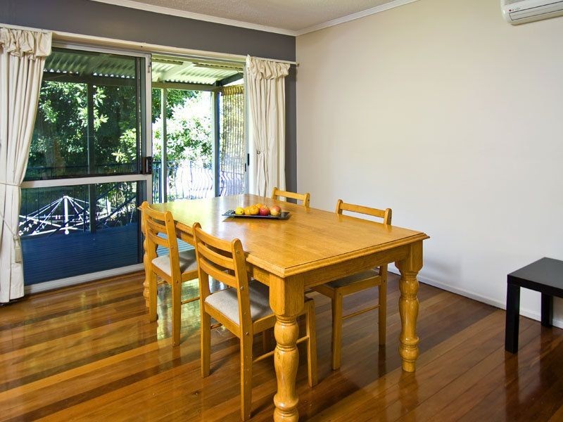 55 Ormonde Road, Yeronga QLD 4104