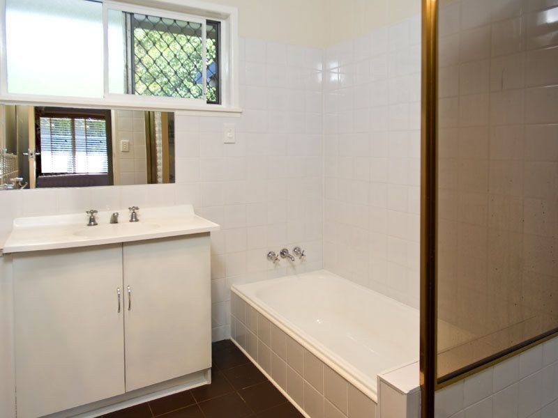 55 Ormonde Road, Yeronga QLD 4104