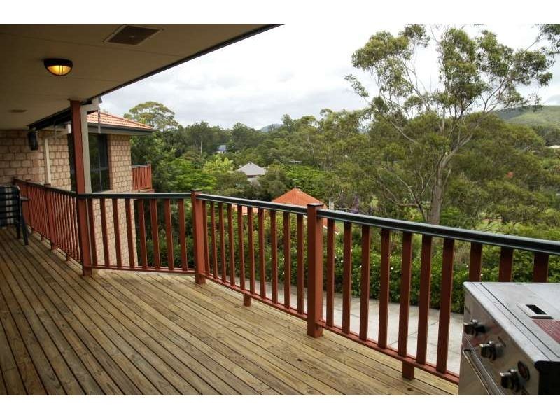 2 Riverina Court, Mudgeeraba QLD 4213